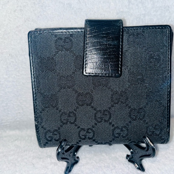 Gucci GG Canvas Bamboo accent Wallet - Picture 3 of 11